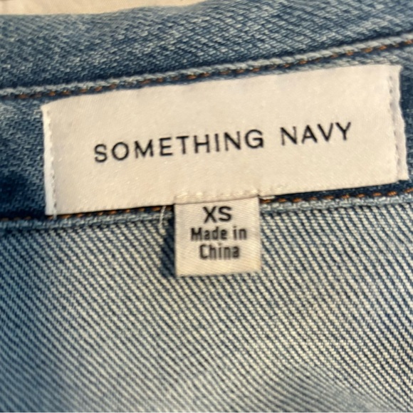 Something Navy eyelet sleeve denim jacket, excellent condition, size xs. - Picture 8 of 10